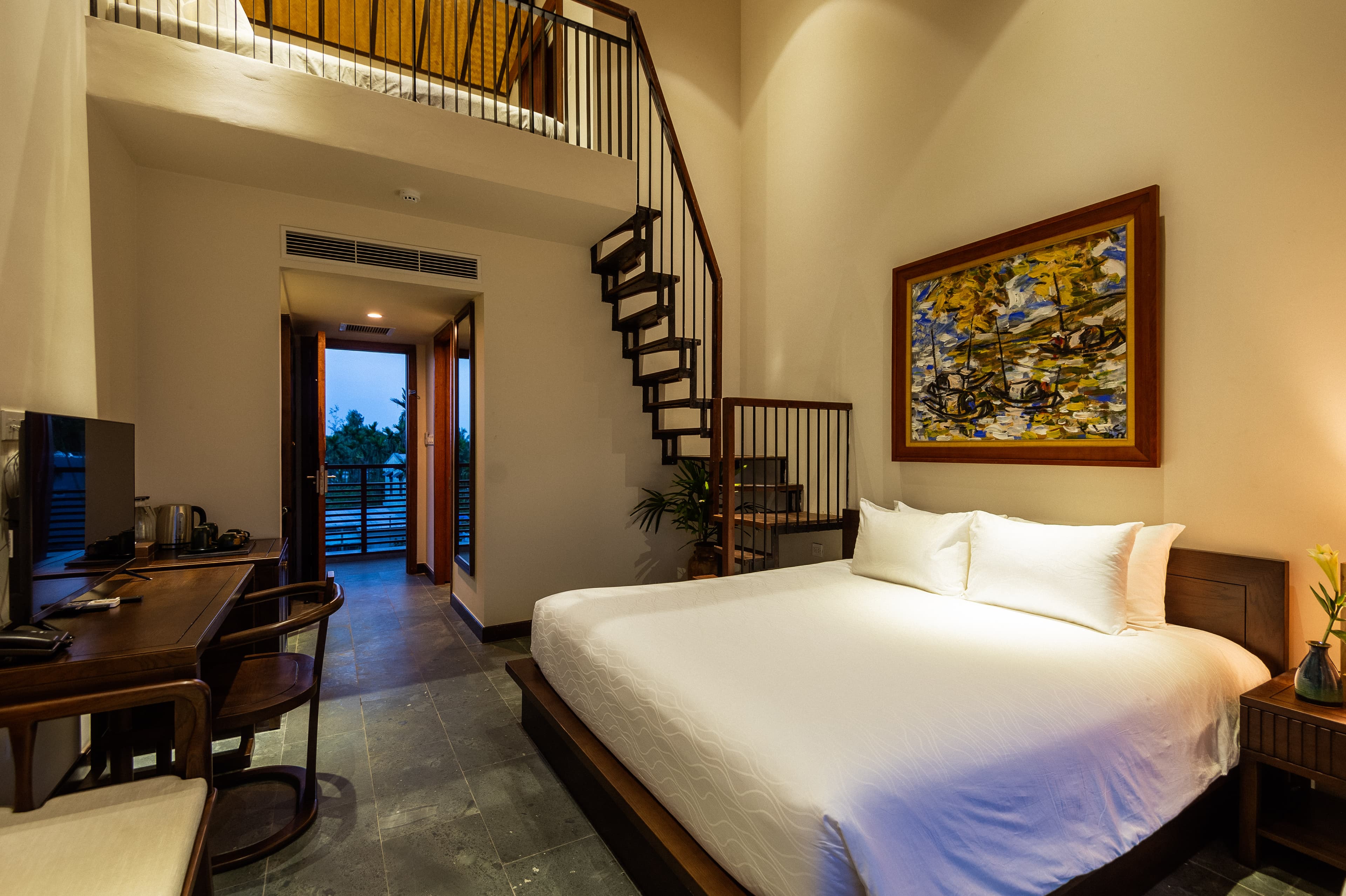 Deluxe Double Bedroom