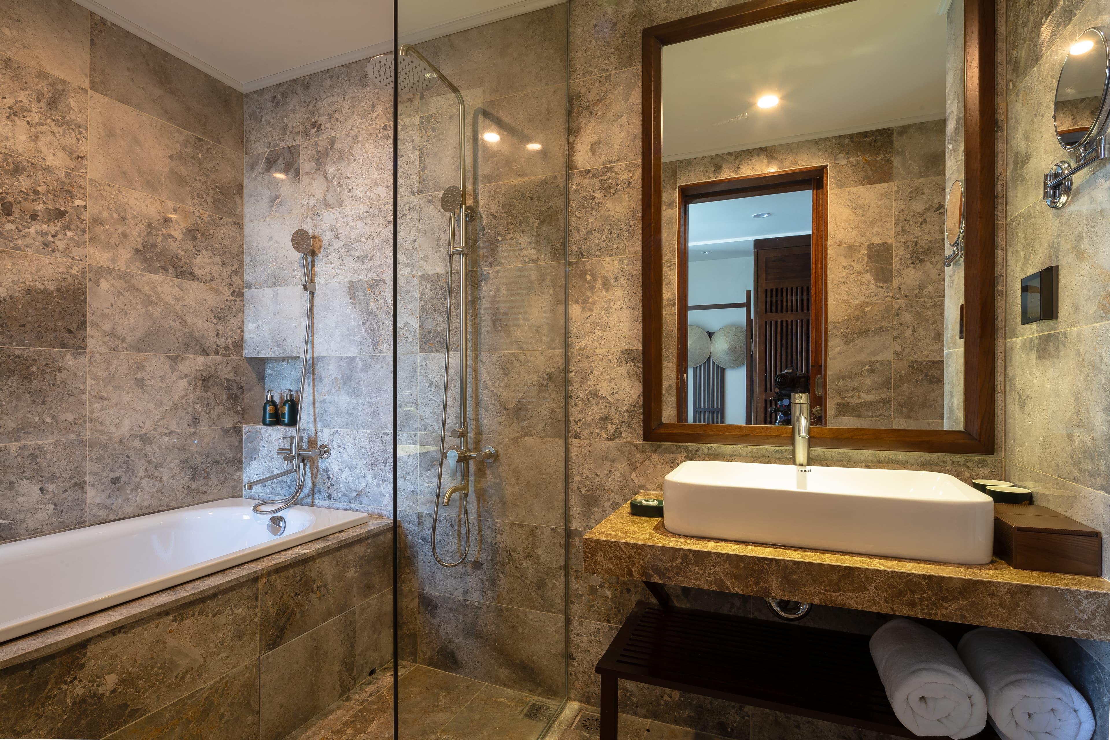 The Thu Bồn Dream Suite — Suite Riverview — photo 7