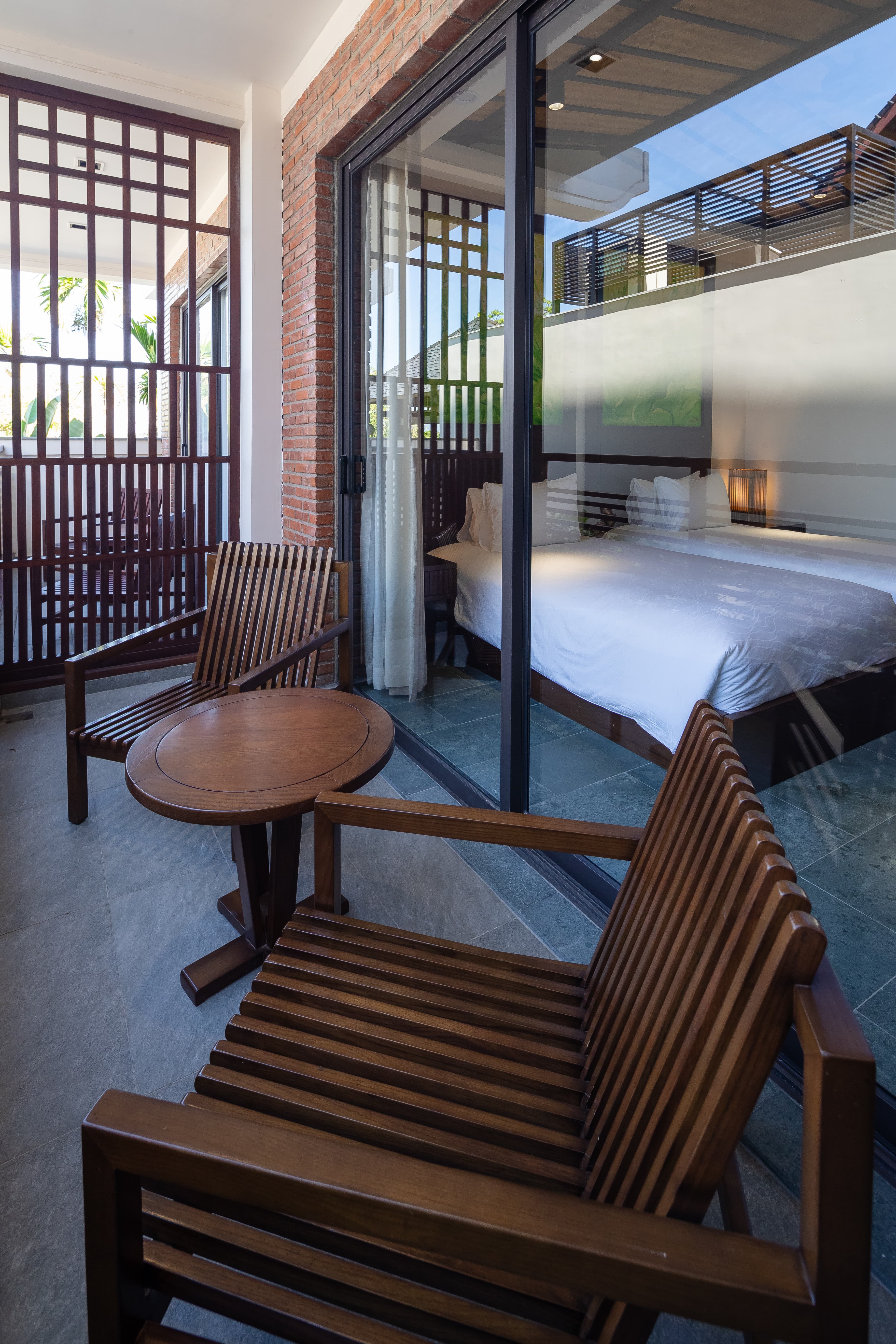 The Ying and Yang Twin Room - Deluxe Twin Bedroom — photo 8